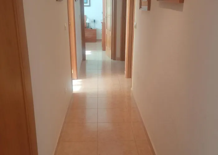 El Estacio Point, Large & Comfort