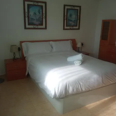 El Estacio Point, Large & Comfort 아파트 라망가델마르메노